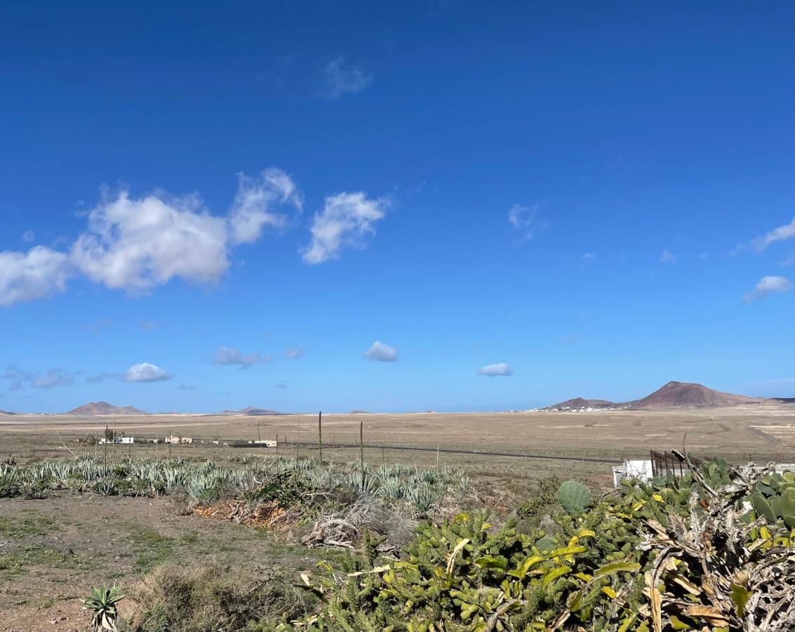 Casa Famara Villa Teguise  Exteriör bild