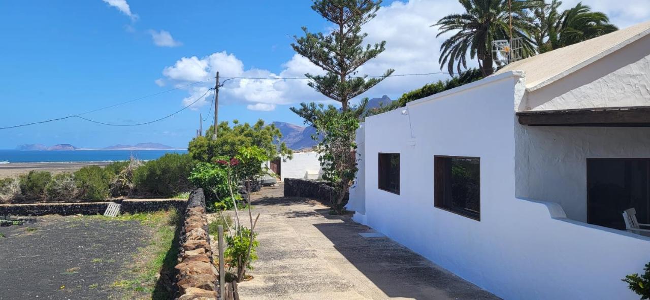 Casa Famara Villa Teguise  Exteriör bild