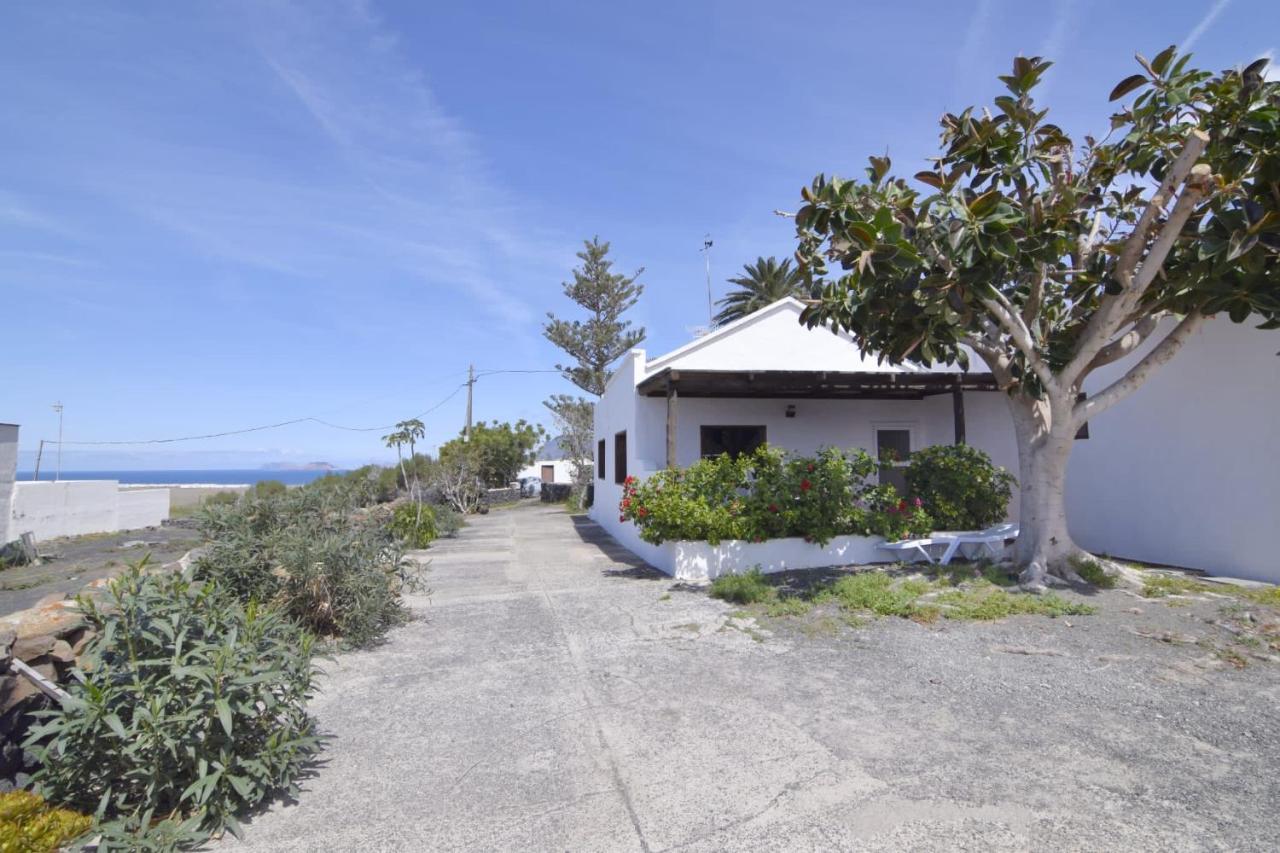Casa Famara Villa Teguise  Exteriör bild