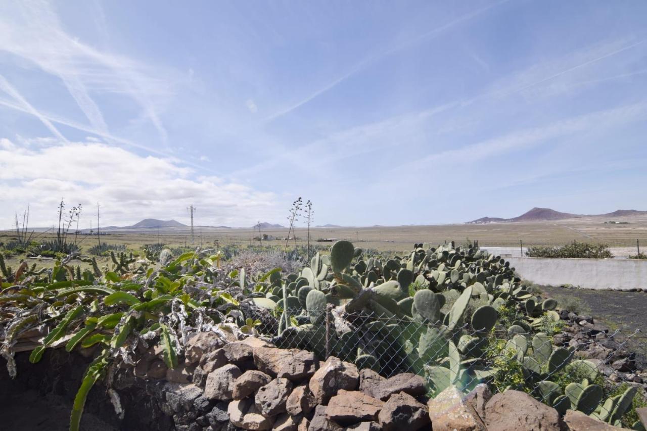 Casa Famara Villa Teguise  Exteriör bild