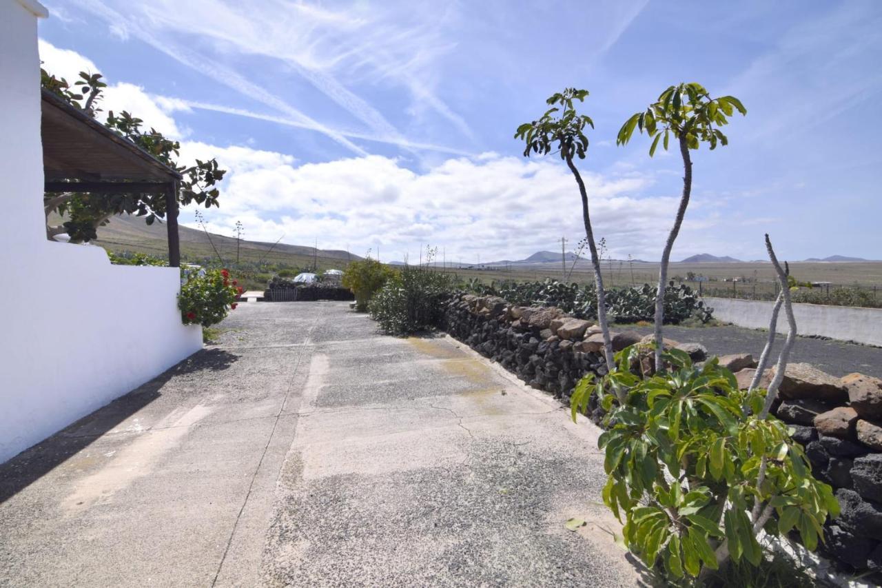 Casa Famara Villa Teguise  Exteriör bild