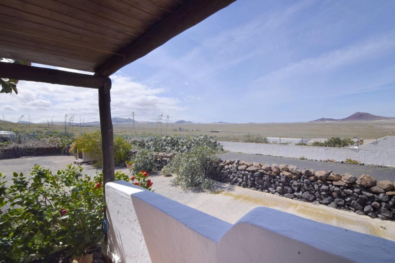 Casa Famara Villa Teguise  Exteriör bild