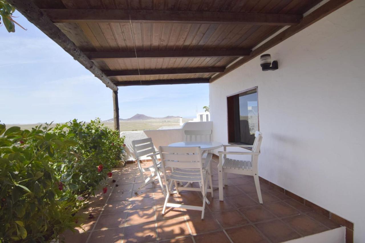 Casa Famara Villa Teguise  Exteriör bild