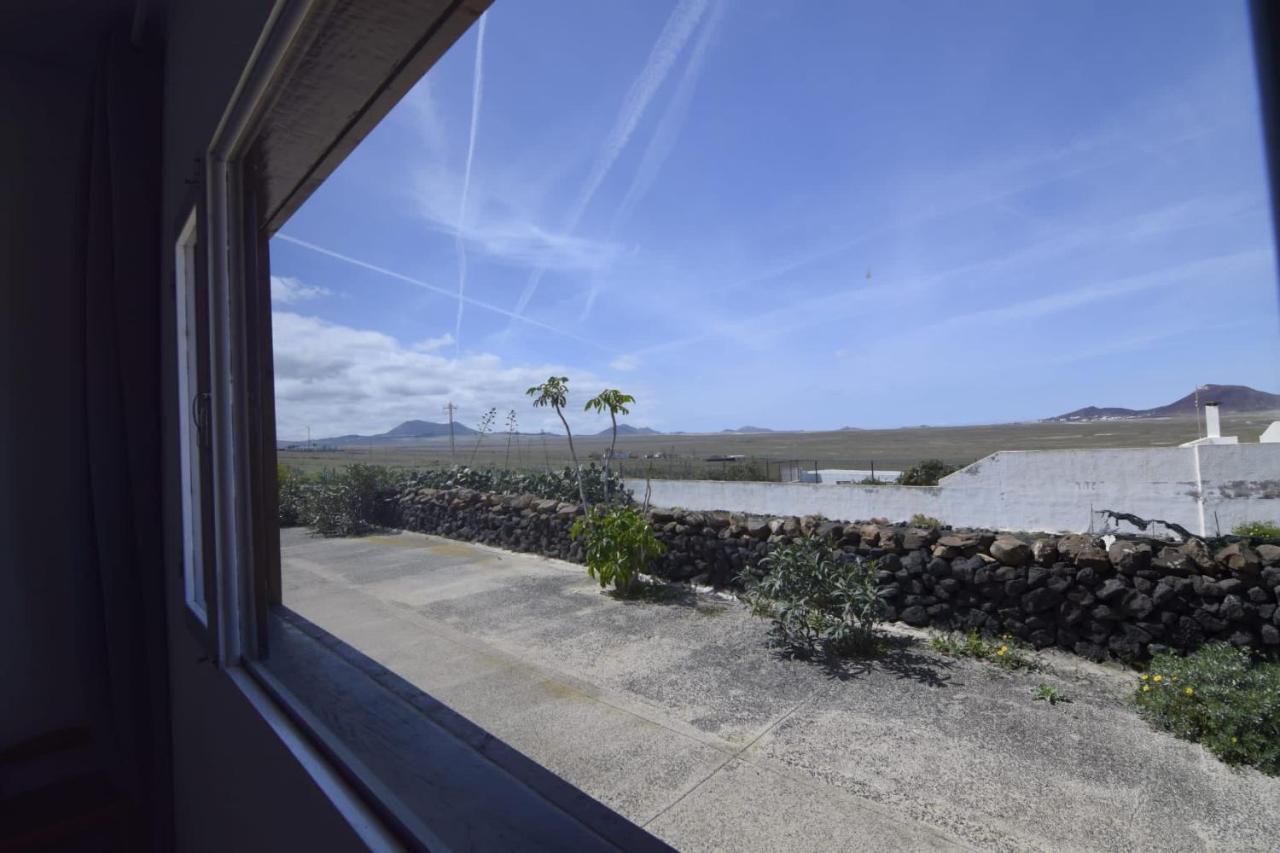 Casa Famara Villa Teguise  Exteriör bild